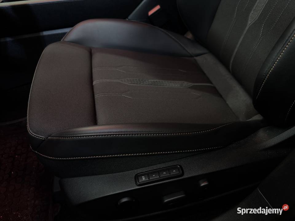 CUPRA FORMENTOR 15 TSI DSG 150 zadbana ABS