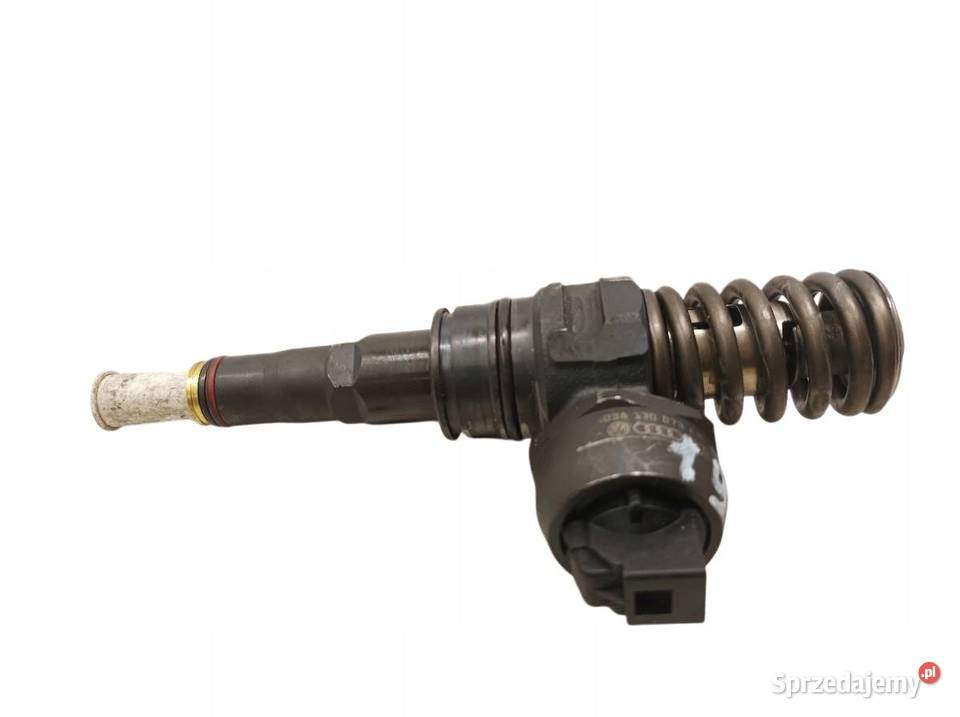 POMPOWTRYSKIWACZ 038130073AM 19 TDI Skoda sprzedam