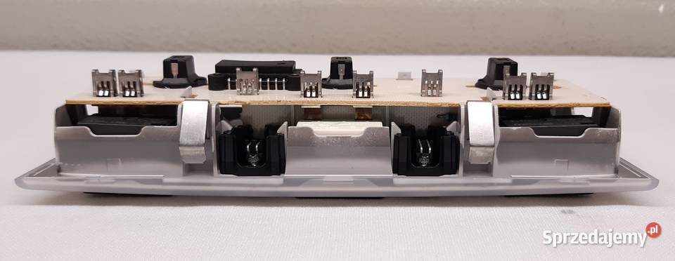 LAMPKA OŚWIETLENIE KABINY BMW E60 E61 6912631 Mielęcin
