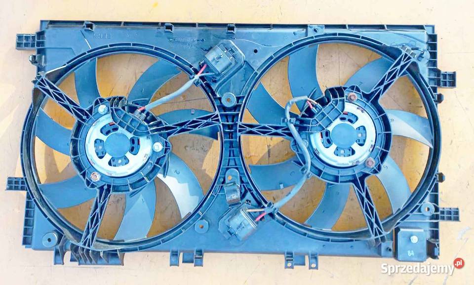 OPEL INSIGNIA 20 TURBO WENTYLATORY OBUDOWA Radom