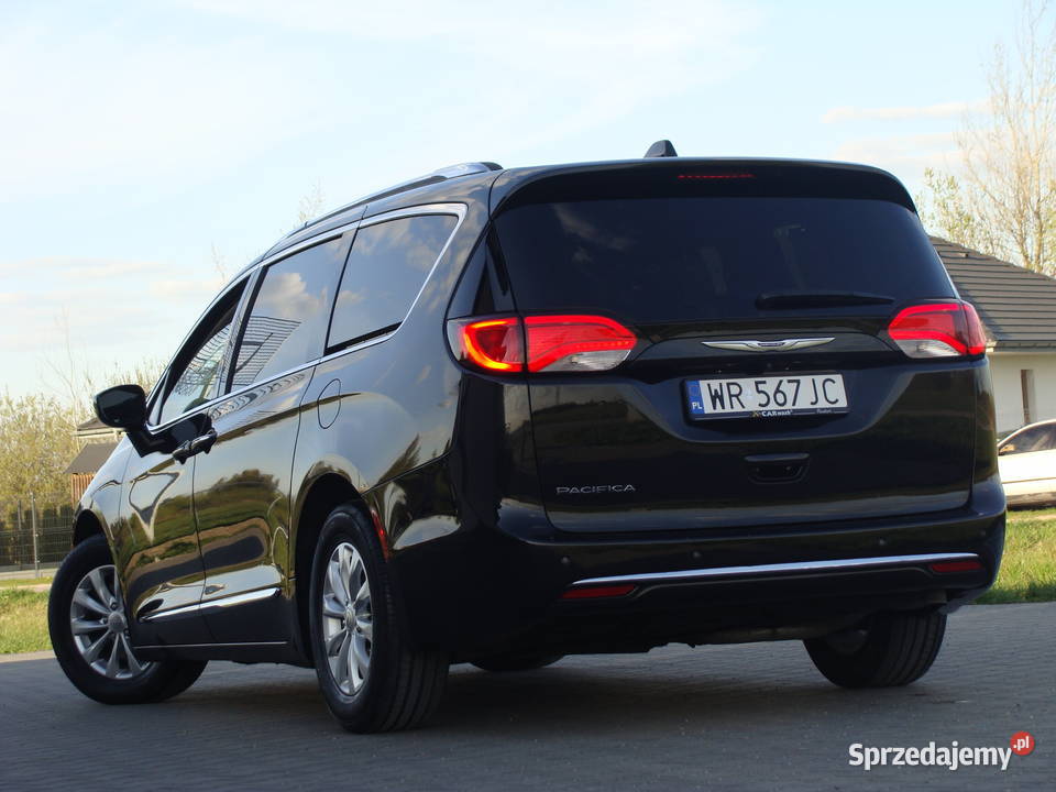 Chrysler Pacifica 36 2018 ładny stan MAŁY 4/5 mazowieckie Kowala-Stępocina