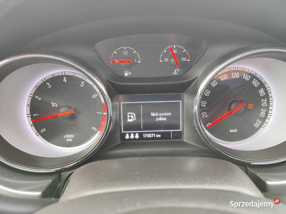 Opel Astra K 2015 r 14 turbo benzyna stan gniazdo SD świętokrzyskie Królewiec