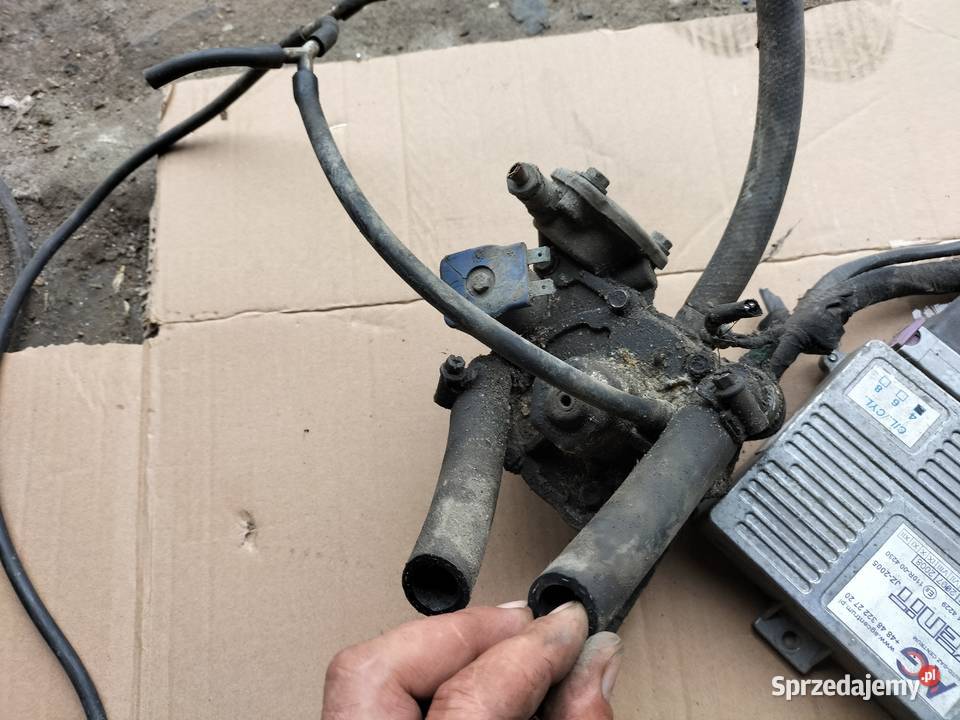 INSTALACJA GAZU LPG 4 CYLINDRY ZENIT STAG osobowe