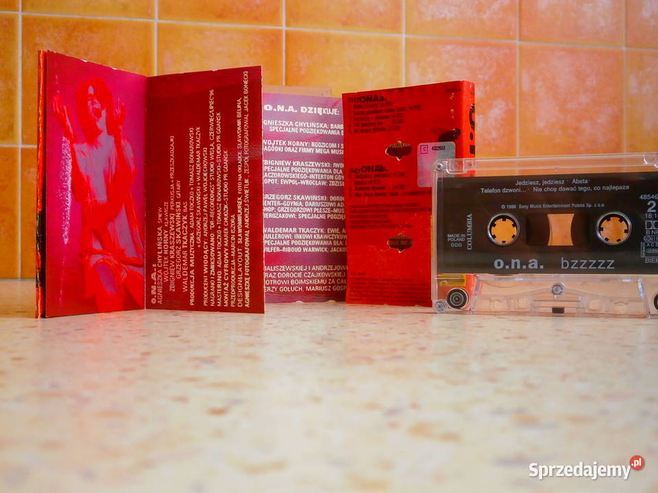 Kaseta audio ONA BZZZZZ dobra Płyty i kasety Łódź