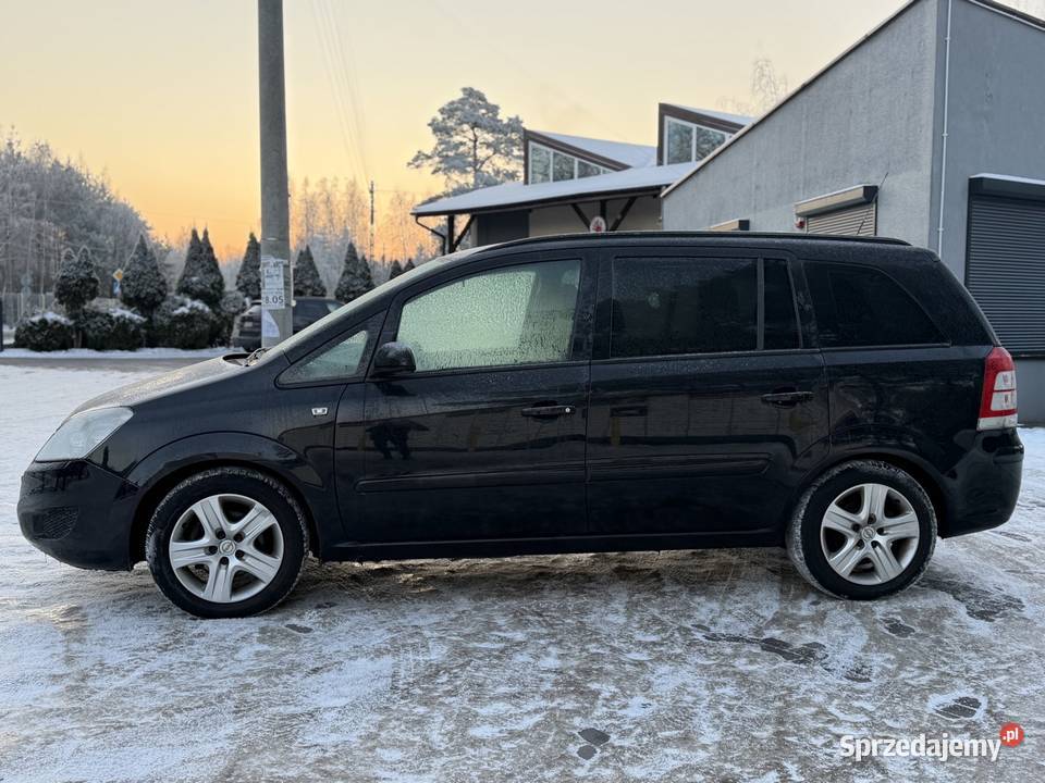 Opel Zafira 7os 16 16v kupiony w polskim salonie Osowiec