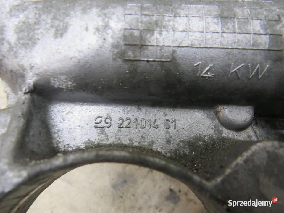 POMPA WODY MERCEDES W205 A6512006001 Pompy wody