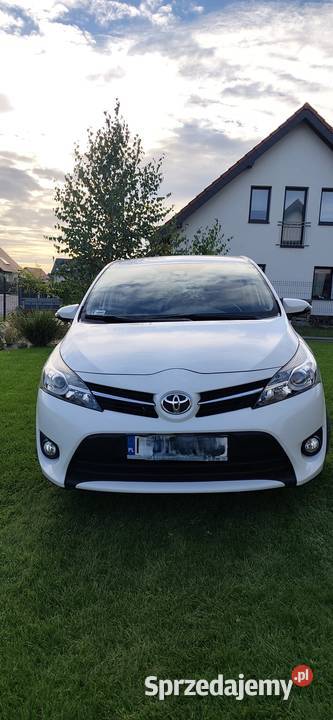 Toyota Verso 16 active 2017 Dobre Miasto