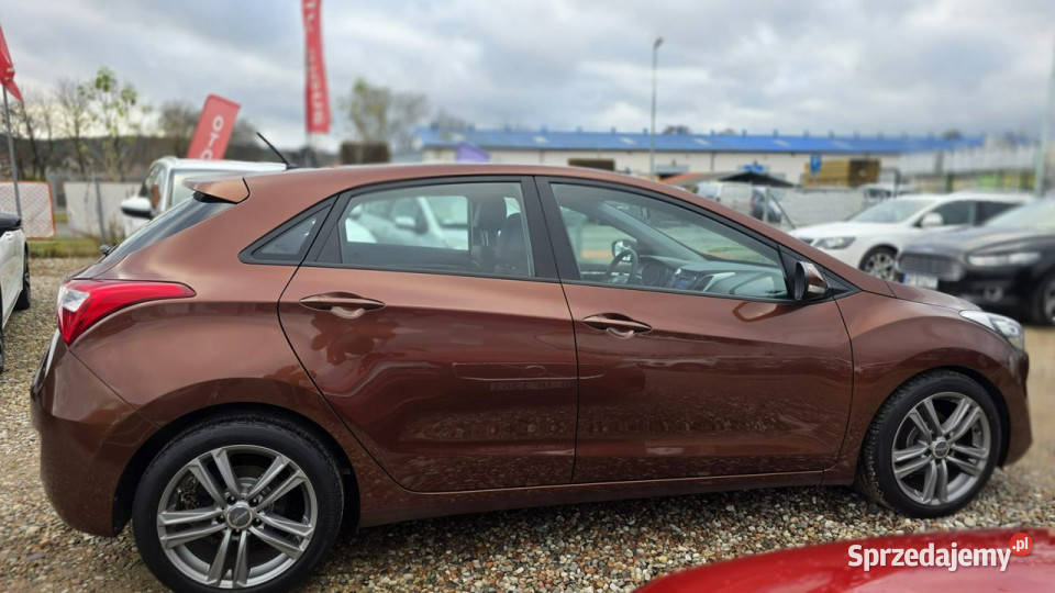 Hyundai i30 14 Crdi ekonomiczny Ledy II 2012 pomorskie