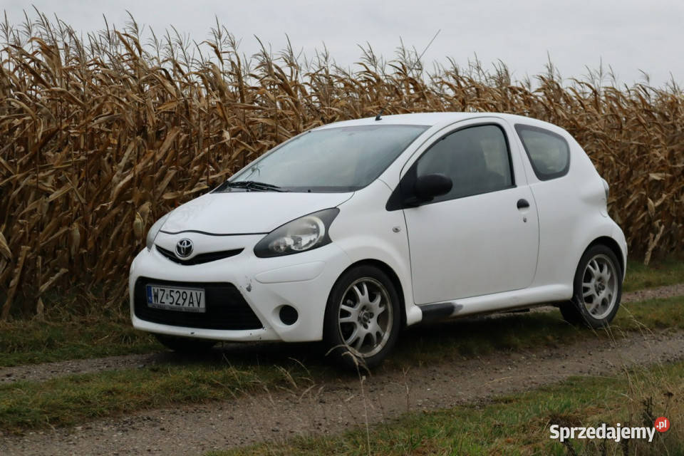 Toyota Aygo 2014r 10 GAZ Klimatyzacja Faktura aluminiowe felgi Warszawa sprzedam