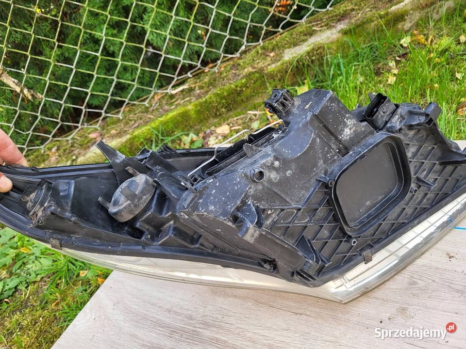 Renault Megane III Lampa przód lewa WYSYŁKA Pobiedziska sprzedam