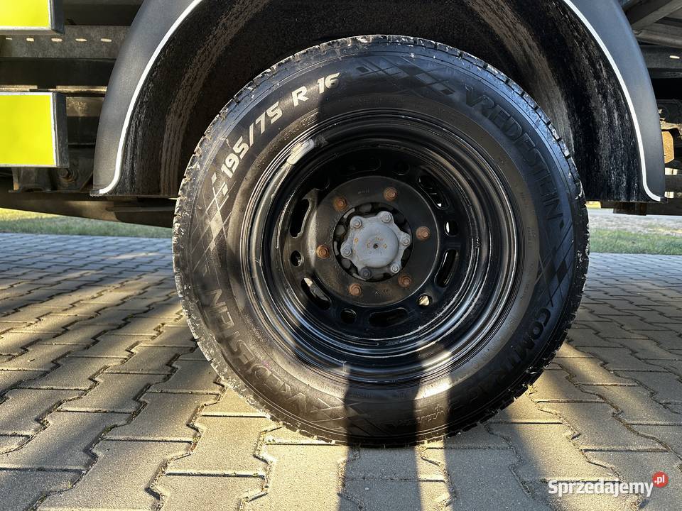Volkswagen Crafter 25 TDI LawetaPomoc nieuszkodzony Kołbiel