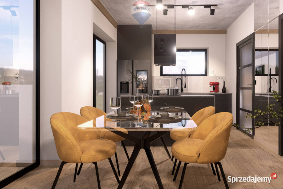 Dom jednorodziny z wiatą w otoczeniu lasu i Leśnica