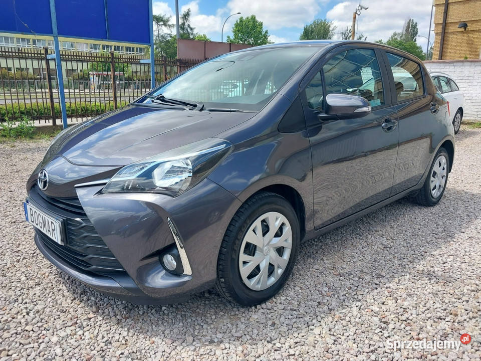 Toyota Yaris 1500 benz SALON Kamera Tempomat III Warszawa