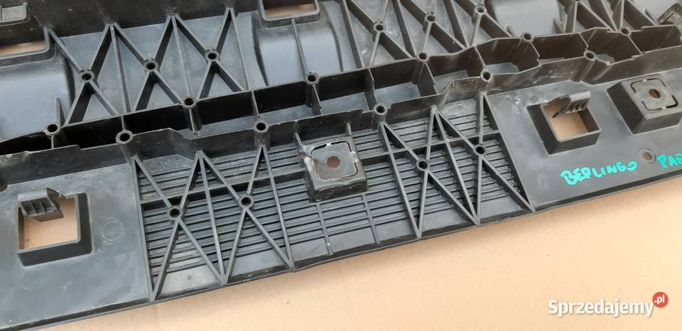 BERLINGO IV PARTNER RIFTER OSŁONA PŁYTA osobowe Bieleń