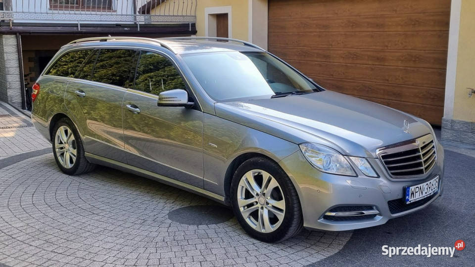 Mercedes E 220 AVANTGARDE Automat 170 Led garażowany Płońsk