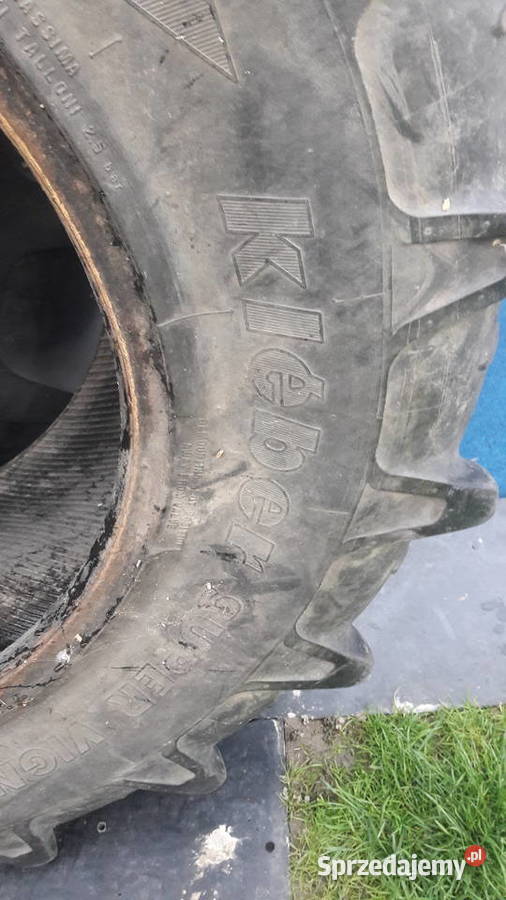 Sprzedam oponę 149 r 28