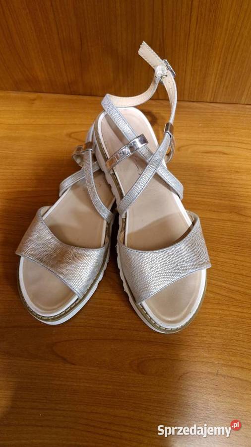 Sandały srebrny kolor 39 wizytowe stan buty Lublin