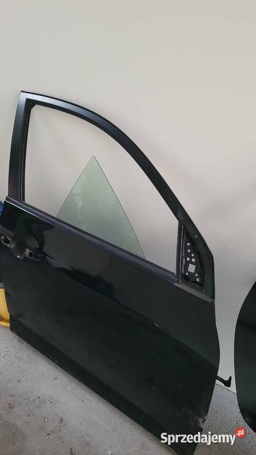 Drzwi prawe Toyota RAV4 III 2010 Ostrołęka sprzedam
