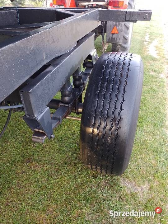Przyczepa D50 3 stronny wywrot nieuszkodzony Gałęzów-Kolonia Druga sprzedam