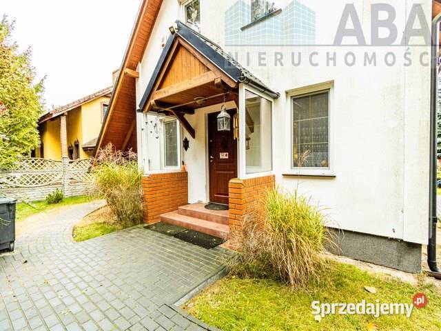 Dom pod lasem jeziora Kosewo