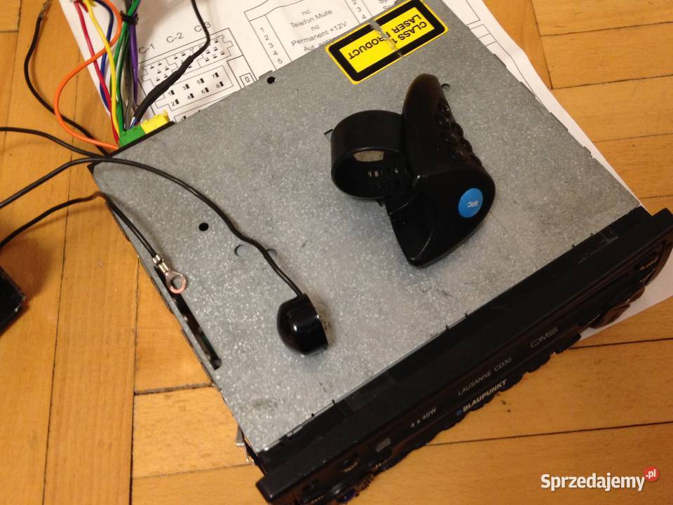 radio samochodowe Blaupunkt Lausanne CD30