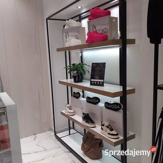 Meble wyposażenie do sklepów butików z odzieżą sprzedam
