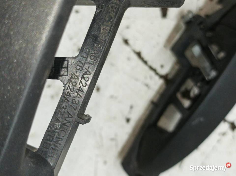 KLAMKA ZEWNĘTRZNA KOMPLET PRAWA PRZÓD PRAWA BOK