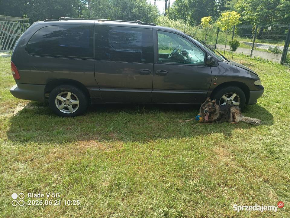 pogrzebowy chrysler grand voyager 24 151 koni Szydłowiec