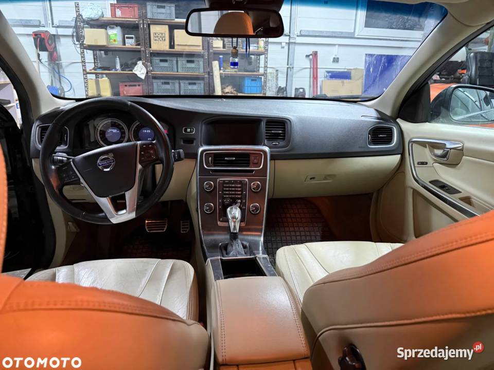 Volvo S60 25 T5 Rok produkcji 2013 warmińsko-mazurskie Giżycko