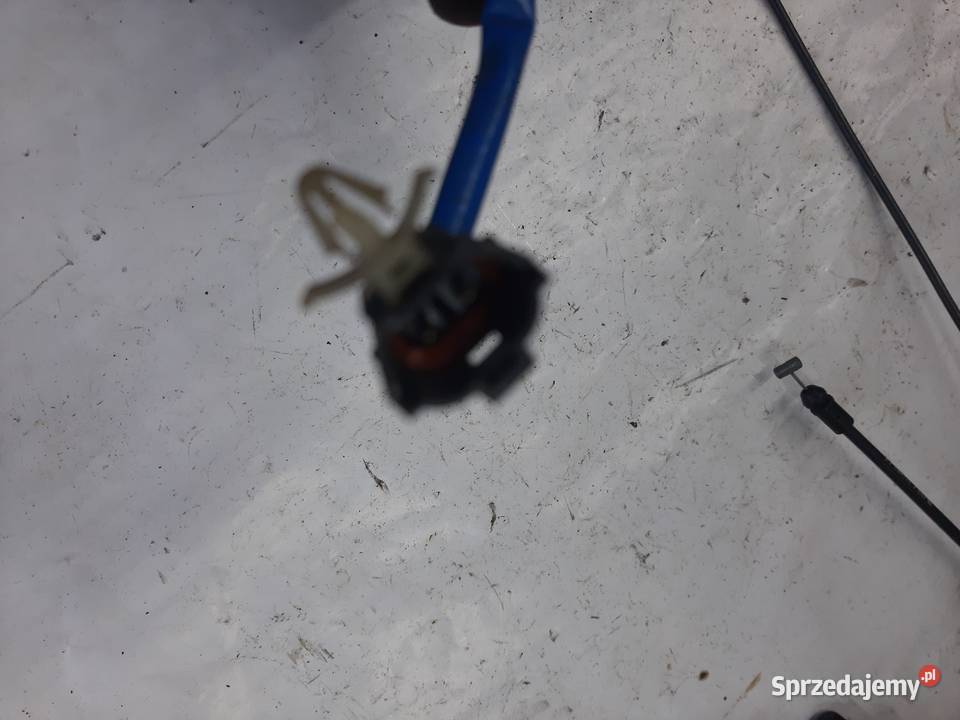 Kia Carnival II Zamek Drzwi Prawy Przód Ksawerów