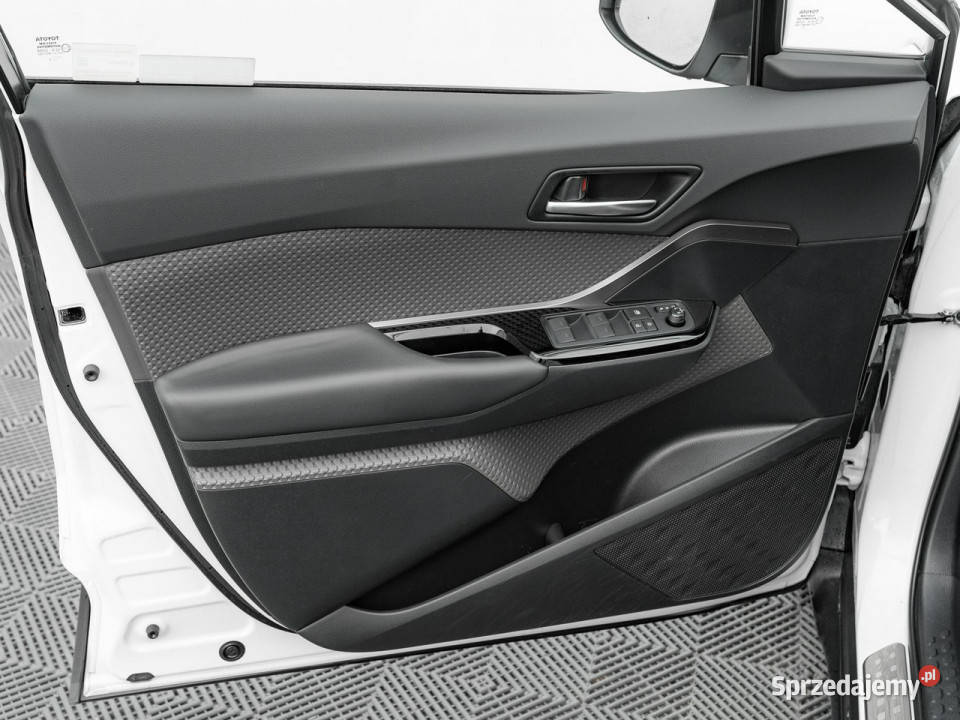 Toyota CHR WD0287T18 Hybrid Executive Podgrzf pełny VAT Gdańsk