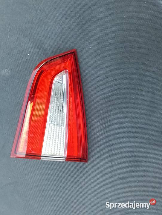 Prawa lampa w klapę Motoryzacja wielkopolskie Nowa Wieś Zbąska