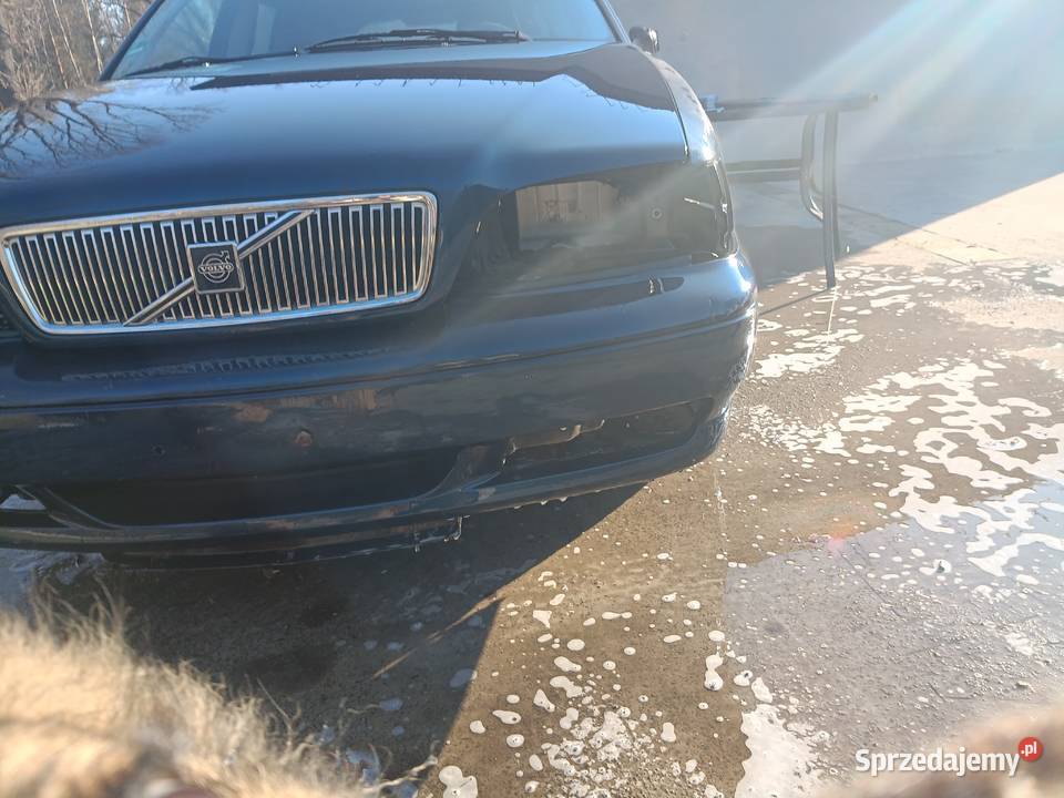 volvo v70 c70 s70 19962000 zderzaki zamiana Szydłowiec sprzedam