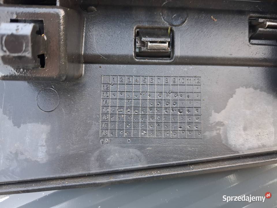 Listwa drzwi prawy przód RENAULT CLIO IV 4 mazowieckie sprzedam