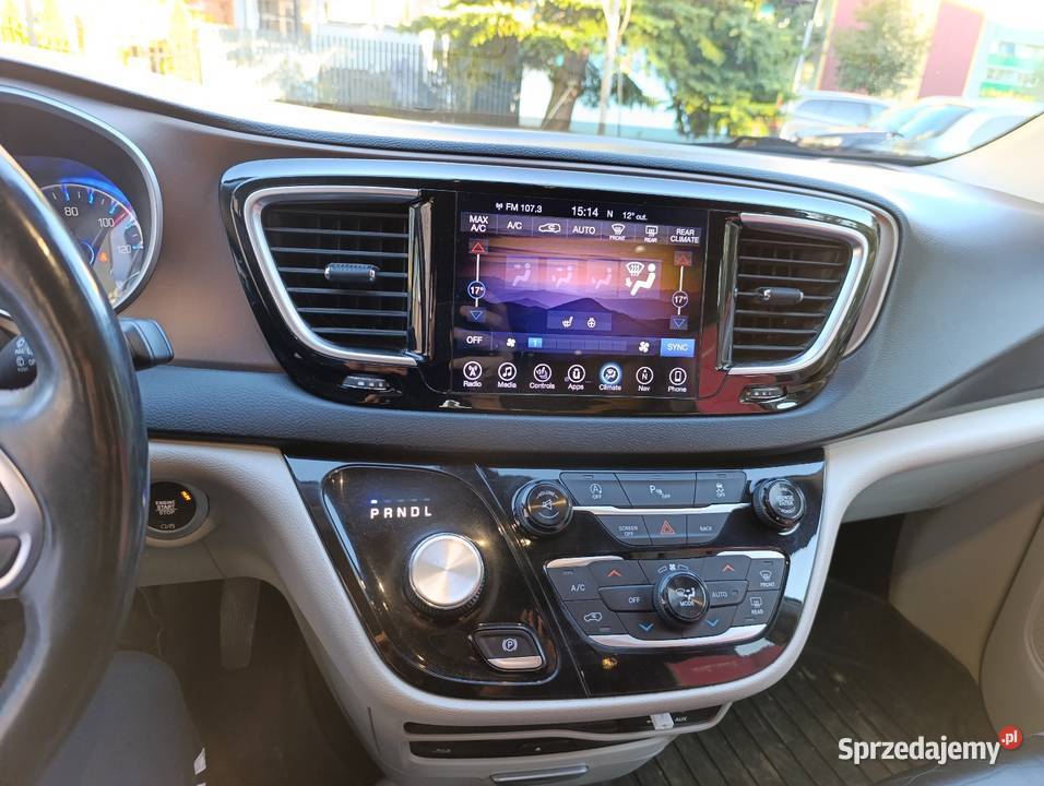 Chrysler Pacifica Grajewo