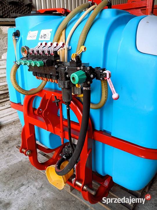 Biardzki opryskiwacz 1000L Lance 15M zawieszany Płośnica