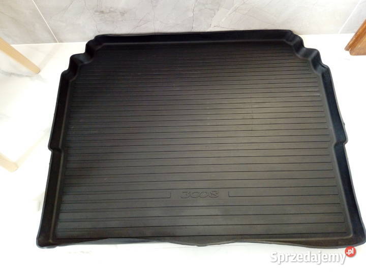 Oryginalna mata bagażnika do samochodu Peugeot Ostroróg