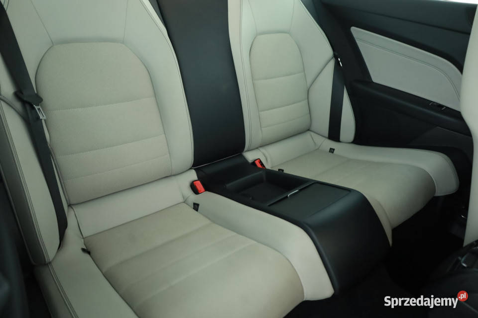 Mercedes E E 200 Piaseczno sprzedam