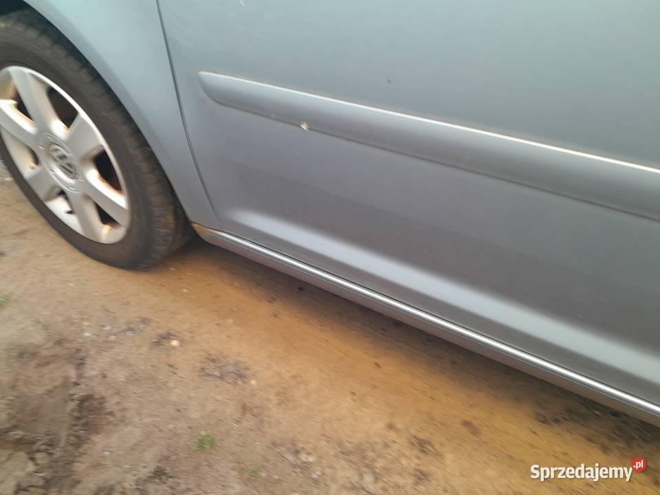 VW Touran 20FSI 150 z de climatronic zadbany alu komputer pokładowy