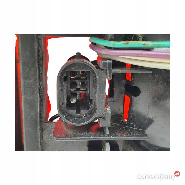 LAMPA PRAWA Renault Espace I LIFT 19841991 tylna osobowe Motoryzacja Chełm