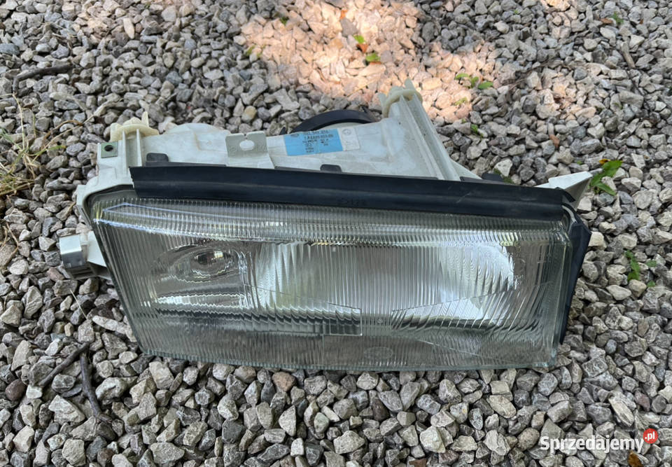 Nowa lampa przednia prawa oryginał skoda Octavia