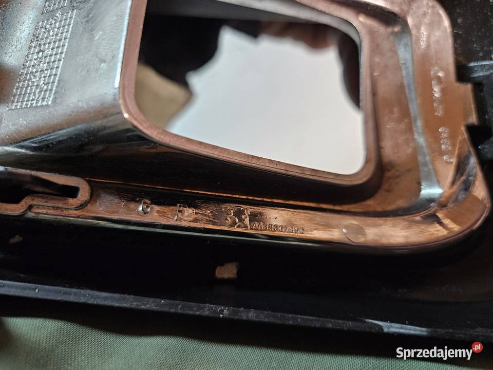 PEUGEOT 308 T9 LIFT KRATKA PRAWA ZDERZAKA PRZÓD Międzychód