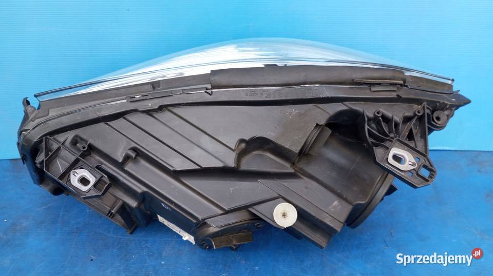 LAMPA REFLEKTOR PRAWY PRZÓD EU MERCEDES W176 A wielkopolskie
