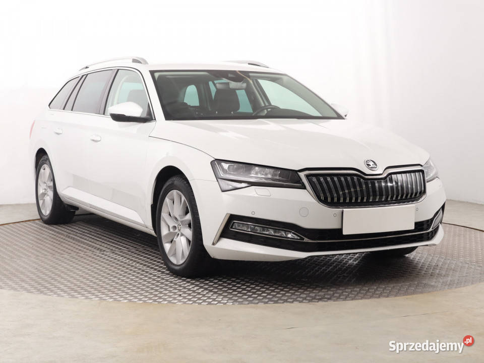 Skoda Superb iV 14 TSI PHEV nawigacja Katowice