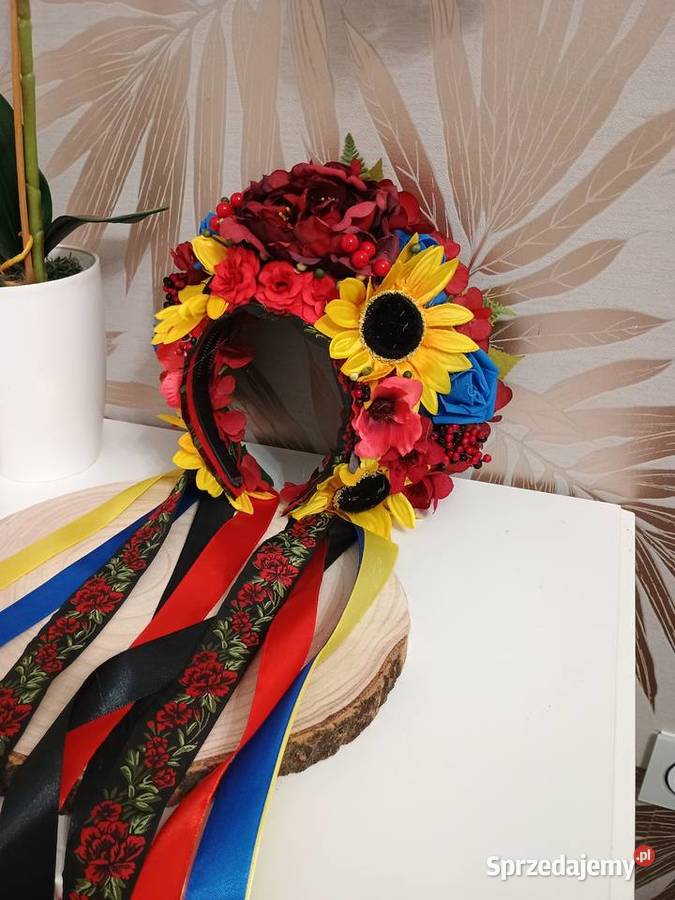 Korona kwiatowa wianek na głowę Tulce
