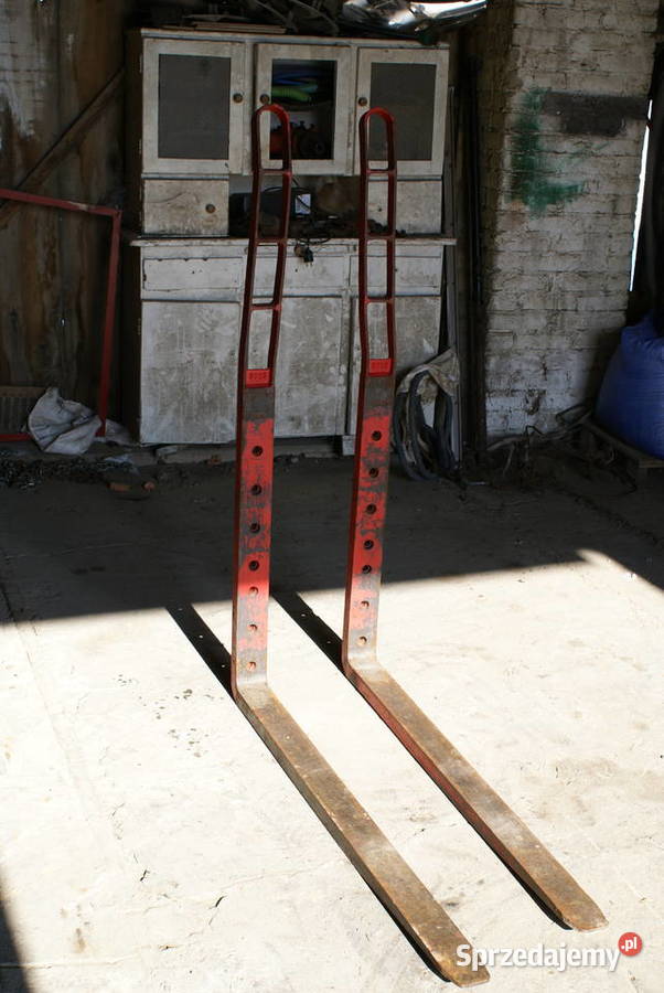 Widły do masztu DURWEN Niezabitów-Kolonia sprzedam