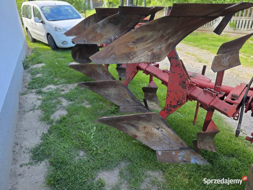Pług 3 skiby Steeno 105 Pługi Wólka Ratajska sprzedam