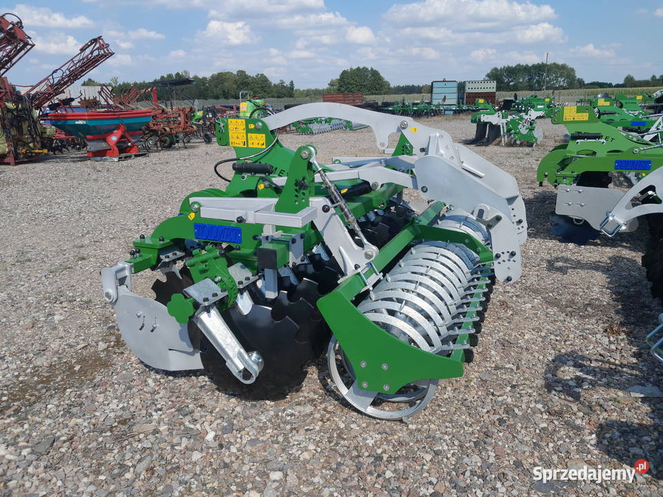 Agregat talerzowy Tytan 3 m Tolmet wał daszkowy Dąbie