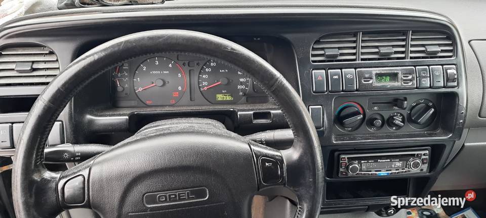 Opel Monterey B 30 DTI 4X4 krótki klimatyzacja ABS Bielsko-Biała sprzedam