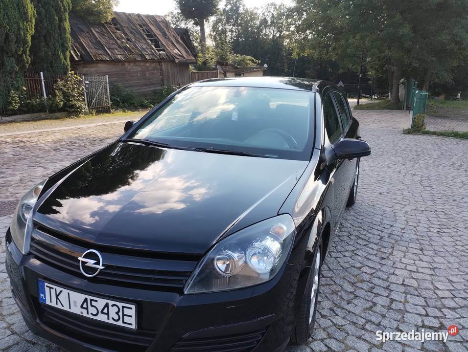 Opel Astra H 16 Benzyna Gaz welurowa tapicerka Bodzentyn